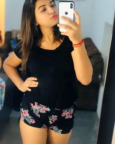 Melur Escorts
